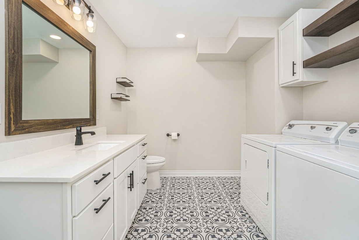 Grand Rapids, MI bathroom renovation contractor