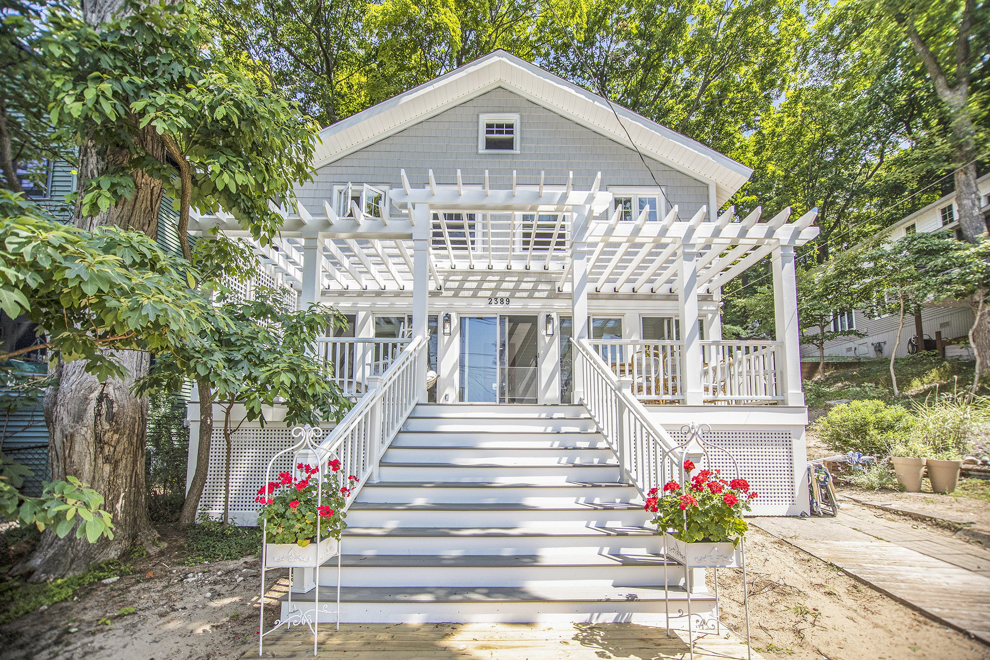 northern Michigan lakehouse renovations