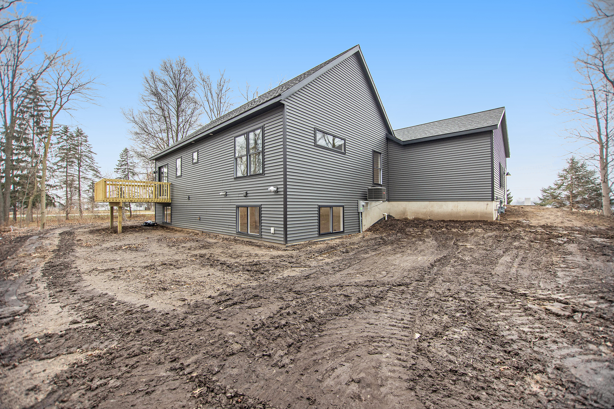 Holland, MI home and deck builder