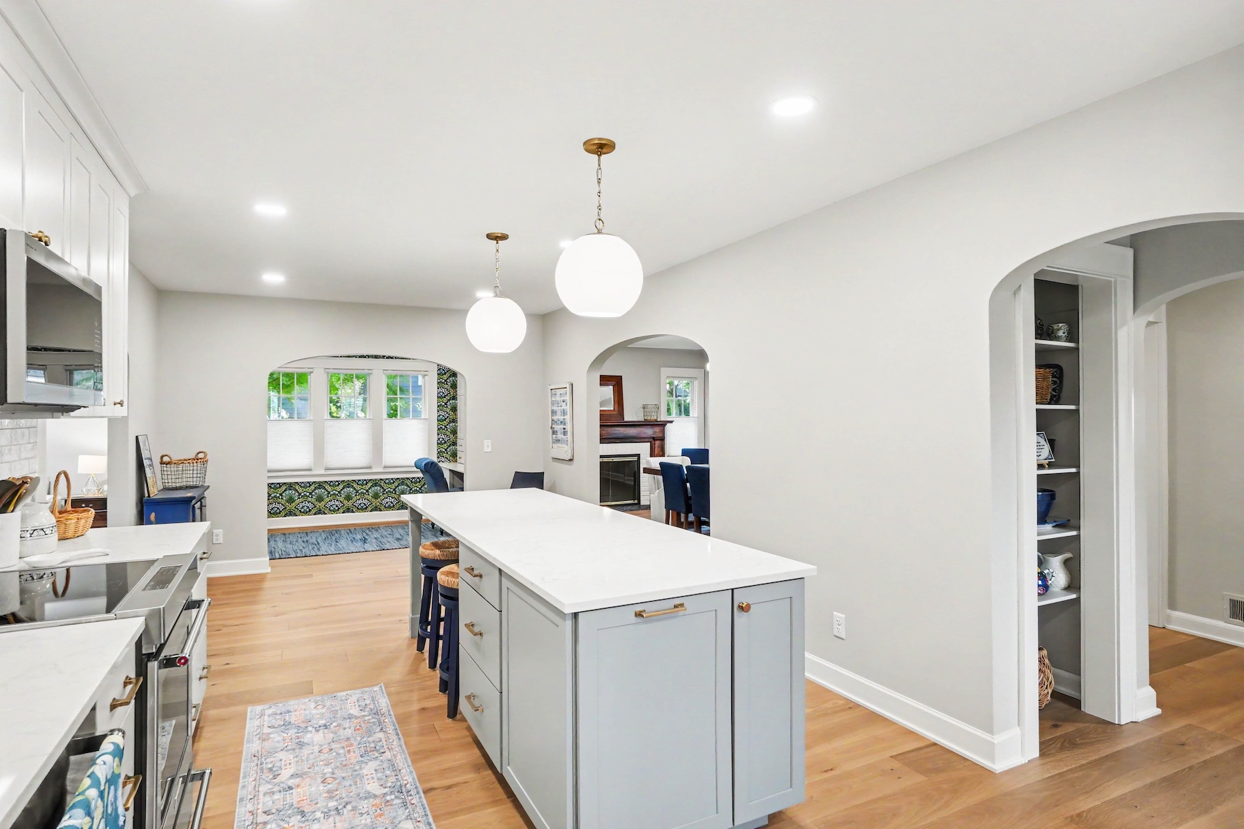 Kitchen and living expansion